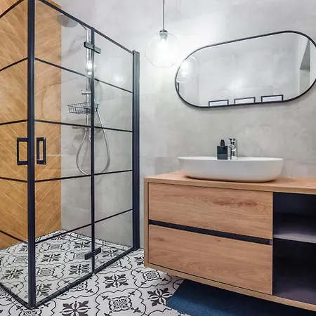 Flatbook - Center Doki Living Apartament